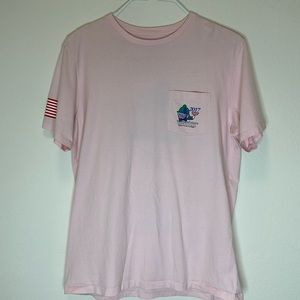 Men’s pink vineyard vines 143rd Kentucky Derby T-shirt size medium
